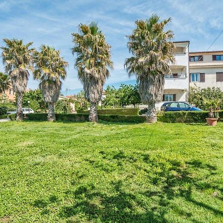 Apartments And Rooms Ana Pomer 217 المظهر الخارجي الصورة