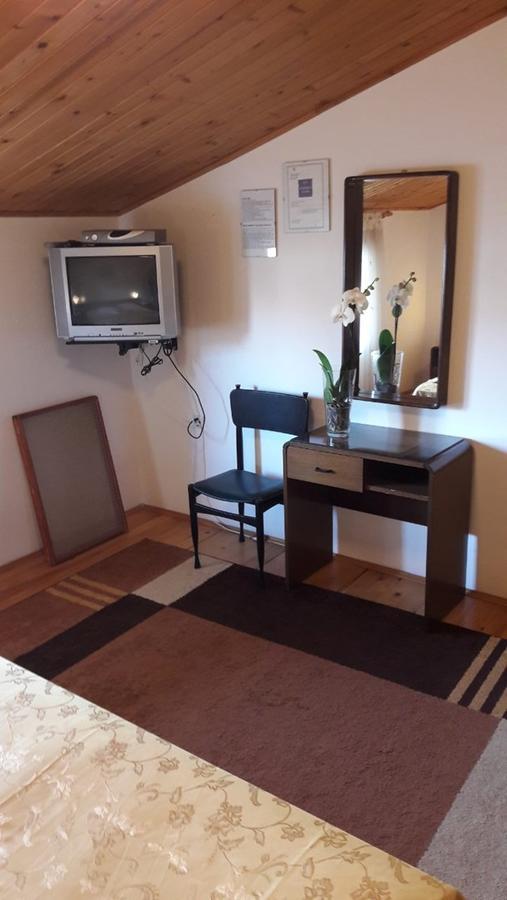 Apartments And Rooms Ana Pomer 217 المظهر الخارجي الصورة