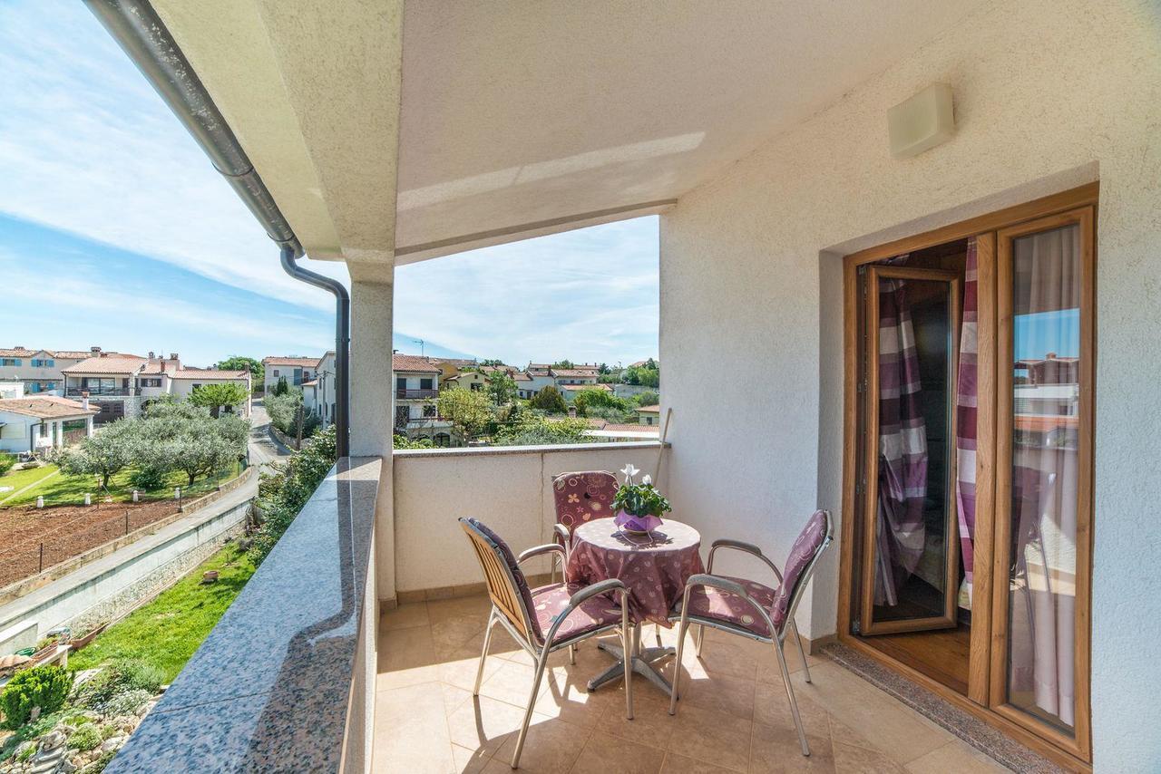 Apartments And Rooms Ana Pomer 217 المظهر الخارجي الصورة